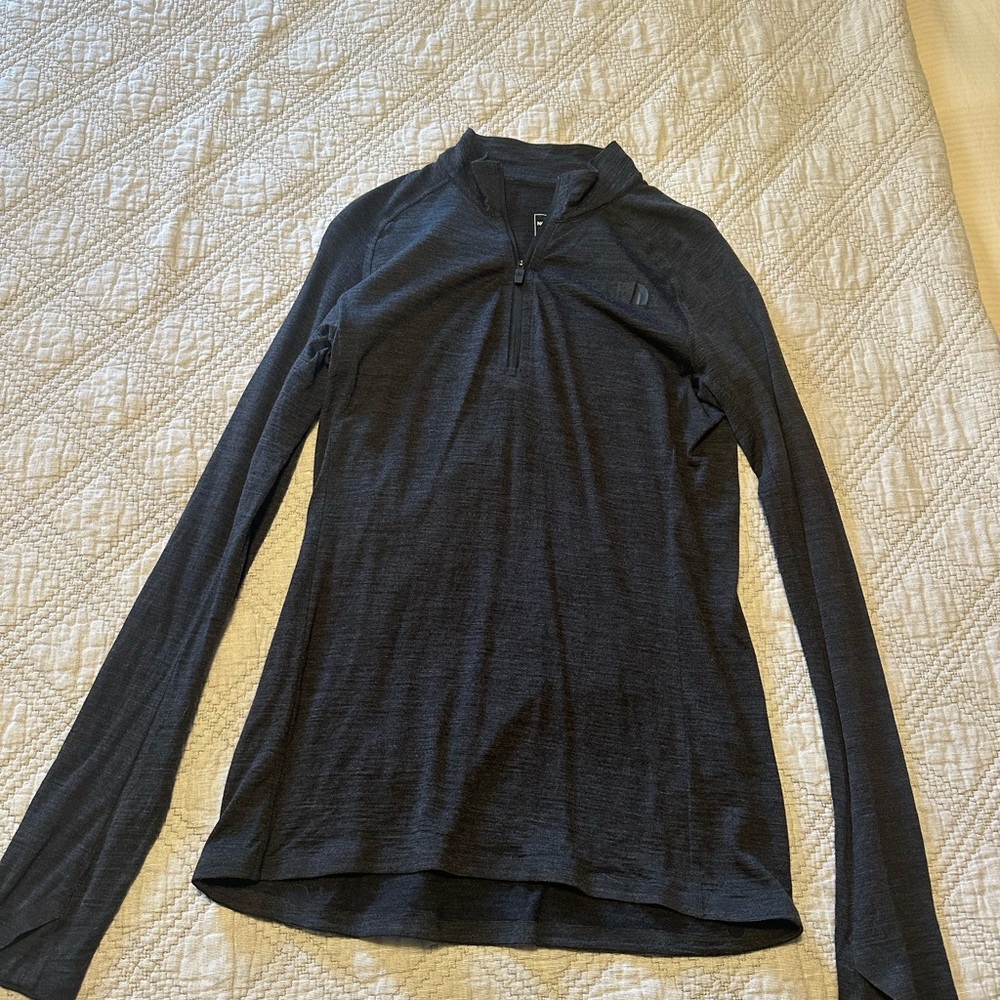 The North Face Women's Charcoal Long Sleeve Top